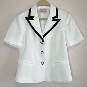 Julian Taylor women’s vintage blazer White Blazer with Black Accents 8